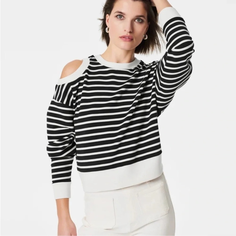 Spanx AirEssentials Cold shoulder Top Sz M - Picture 1 of 8